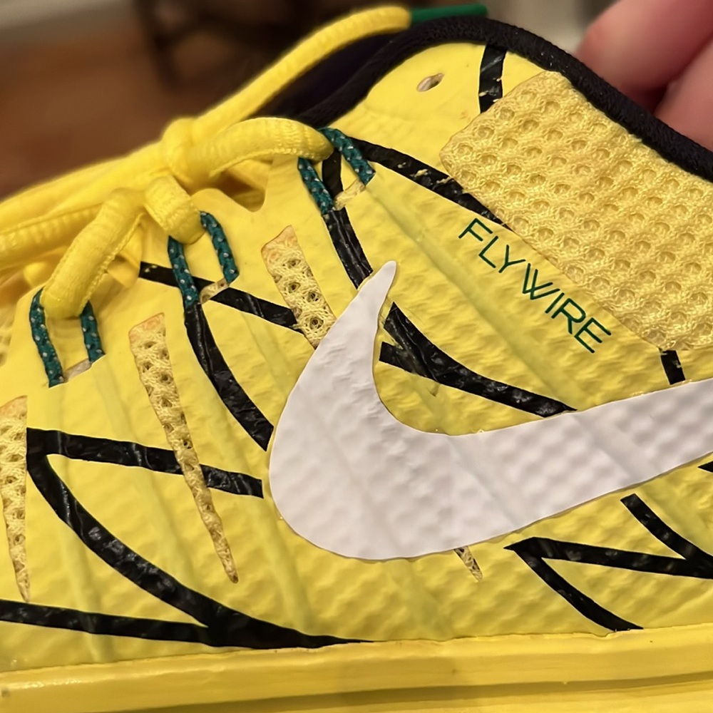 Men’s Nike University of Oregon yellow ‘Win the Day’ shoes Men's 9.5 - Picture 11 of 12